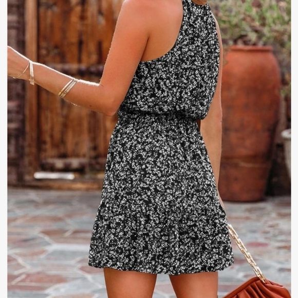 Womens Halter Dress - Picture 3 of 3